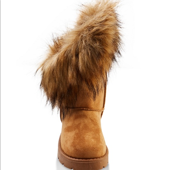 Asymmetrical Tan Faux Fur Boots - Picture 5 of 9
